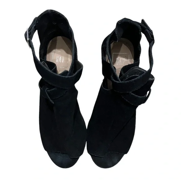 GAP Black Suede Peep Toe Ankle Strap Block Heel Sandals Size 7 Women's - Picture 5 of 9